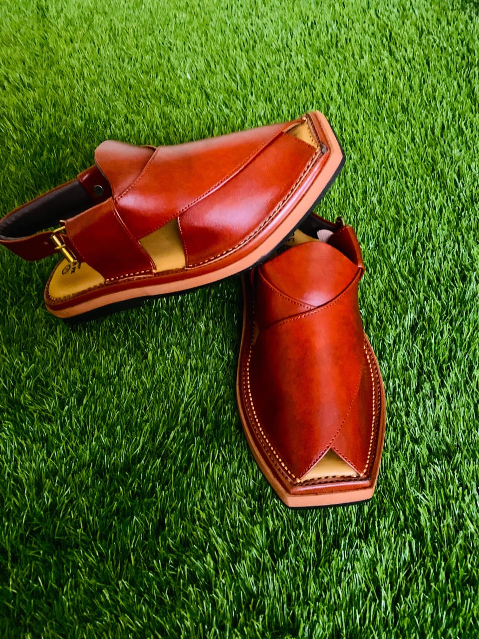 Kaptaan Chappal Maroon